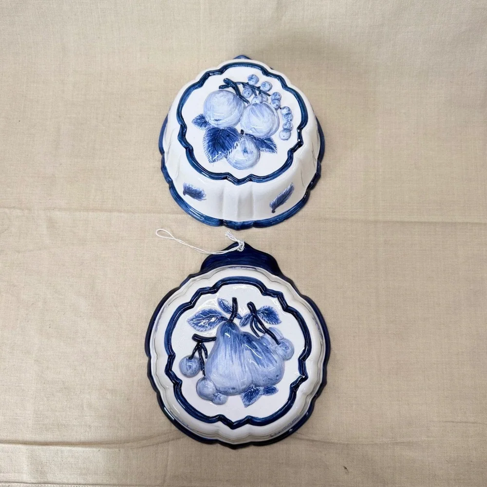 Vintage Blue White Hanging Ceramic Molds Pair Fruit Kitchen Wall Plate Decor